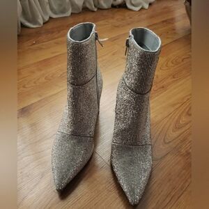 Madden Girl Rhinestone  Silver Ankle Boots Size 7  Bling 3 1/2" Heel, Brand New